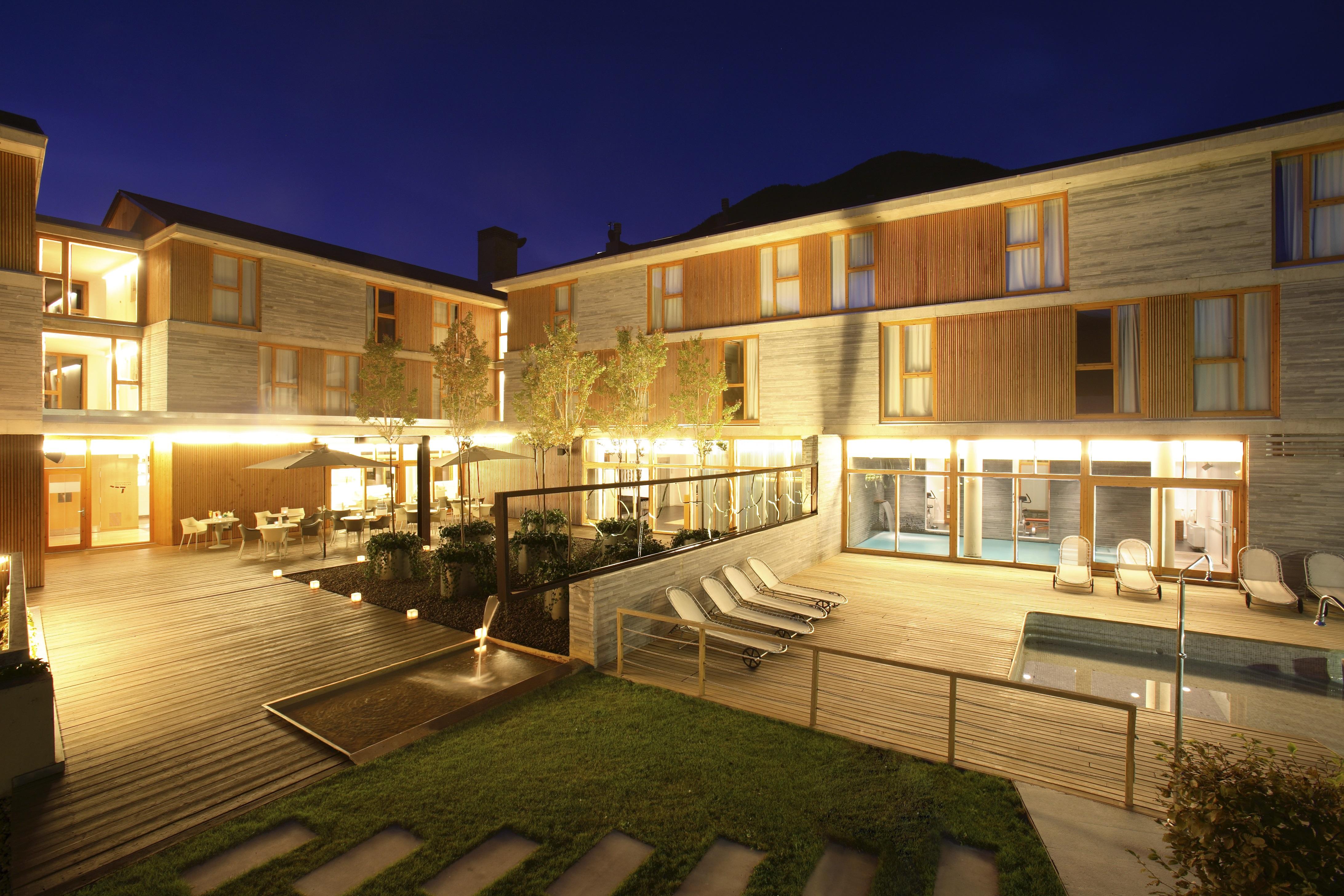 Hotel Tierra De Biescas Zewnętrze zdjęcie